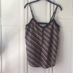 ROXY tank size XL